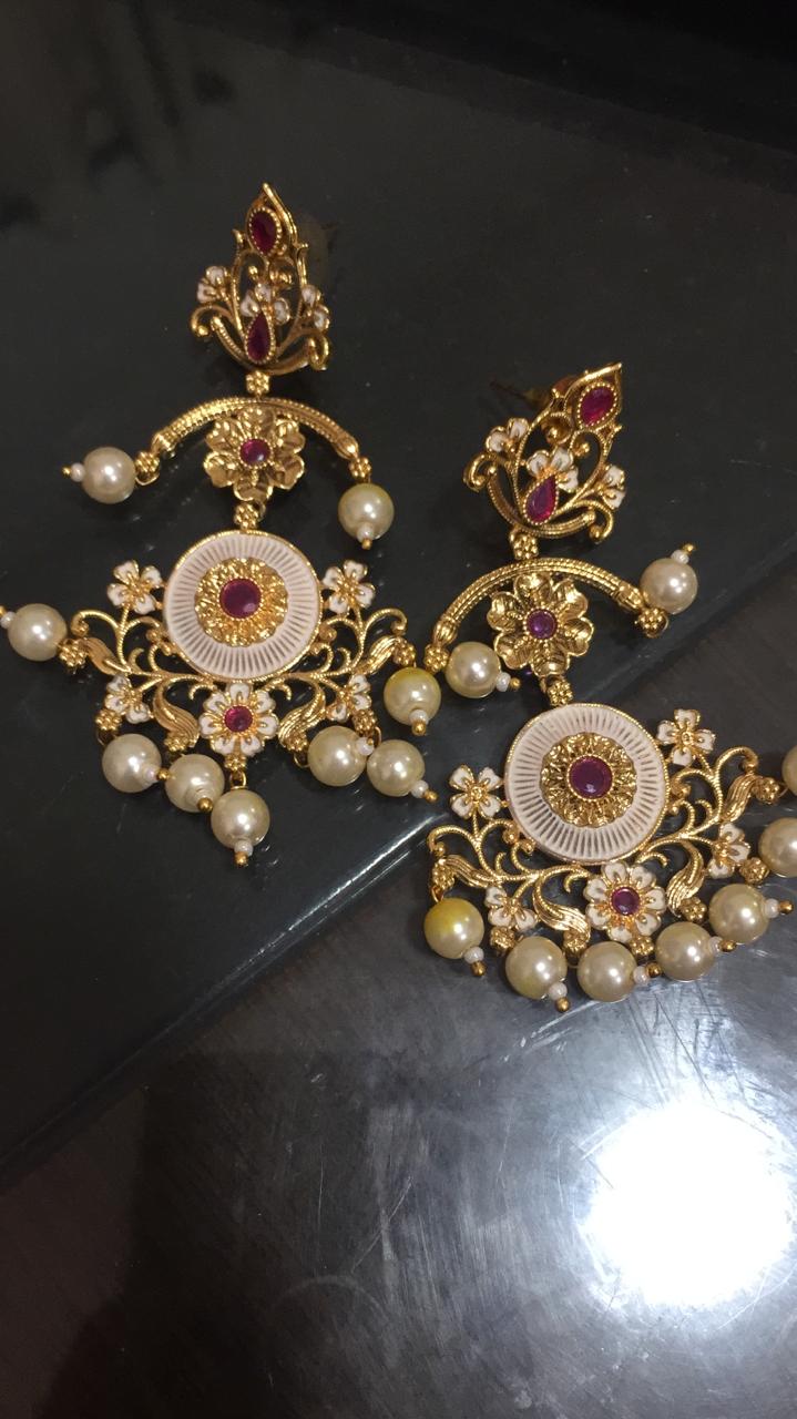 Minakari White And Pink Earring