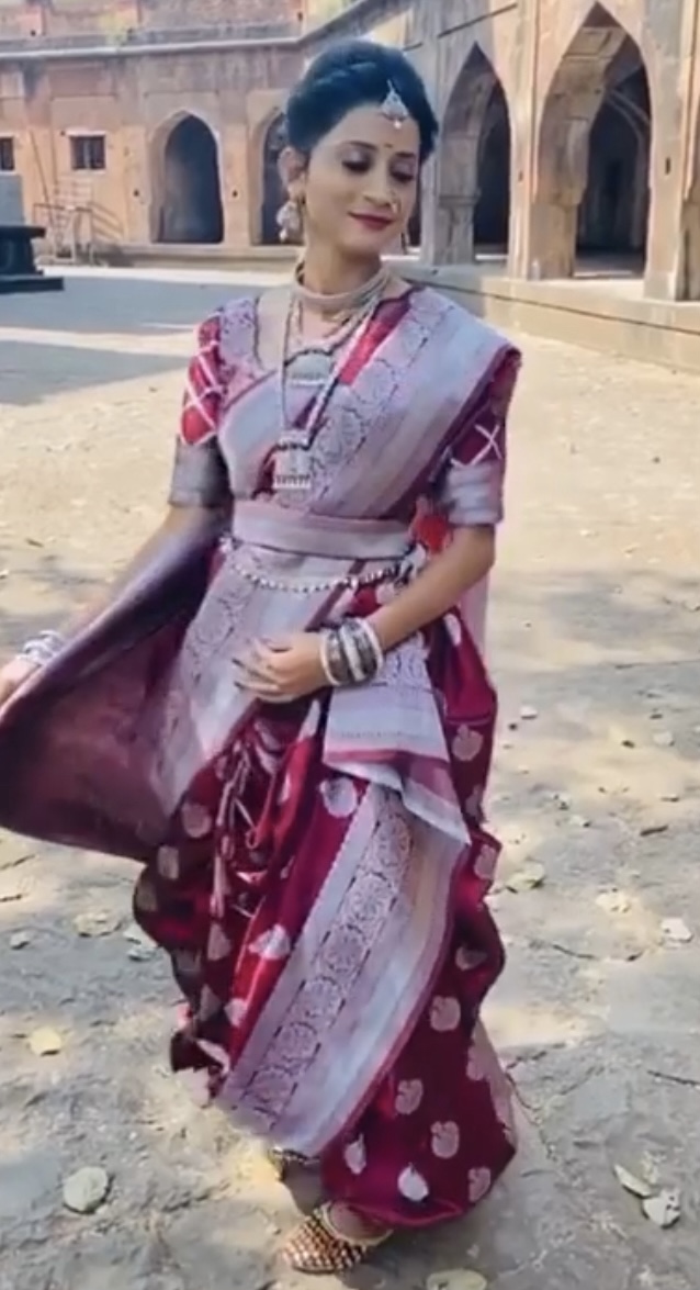Maroon With Silver Border Nauvari Saree