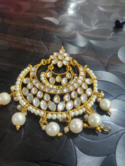 Round minakari bindi 