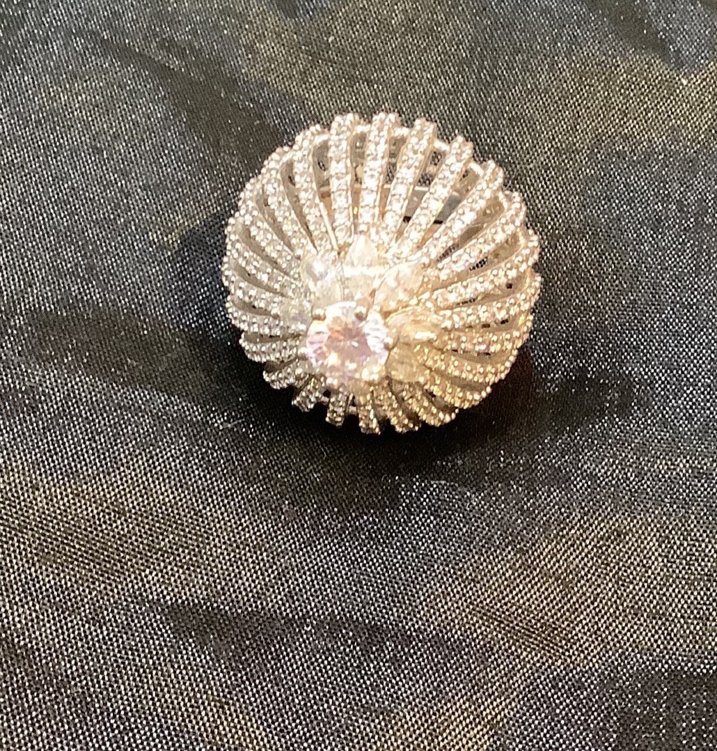 AD Upper fingerring
