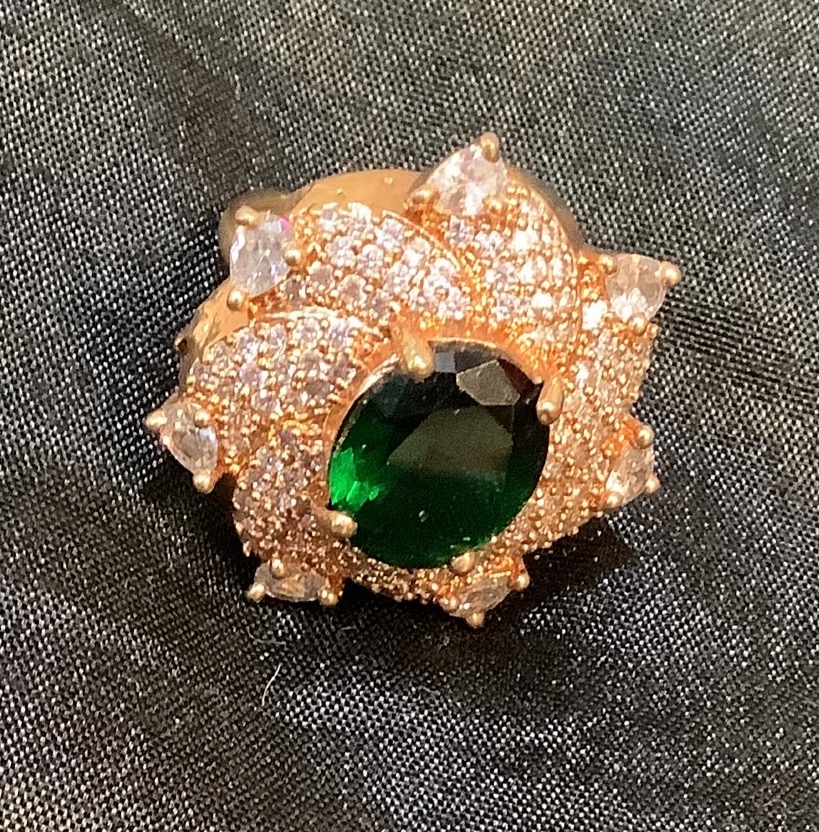 Golden Green Diamond Fingerrring 