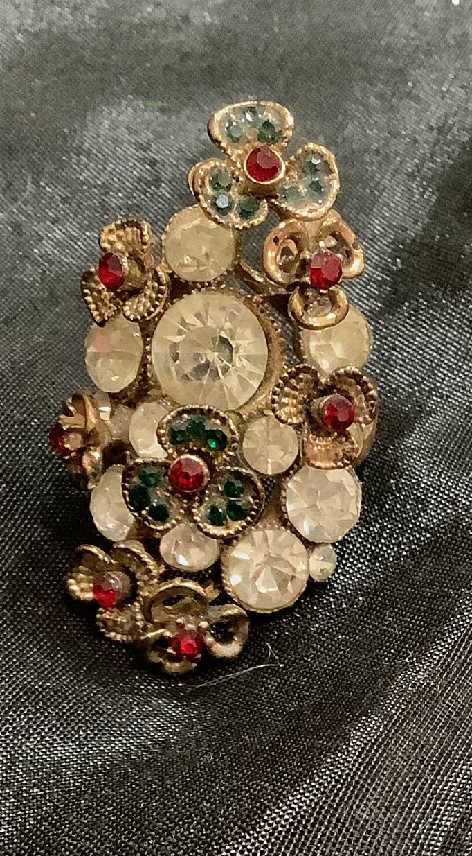 Diamond Ring with Red and Green 