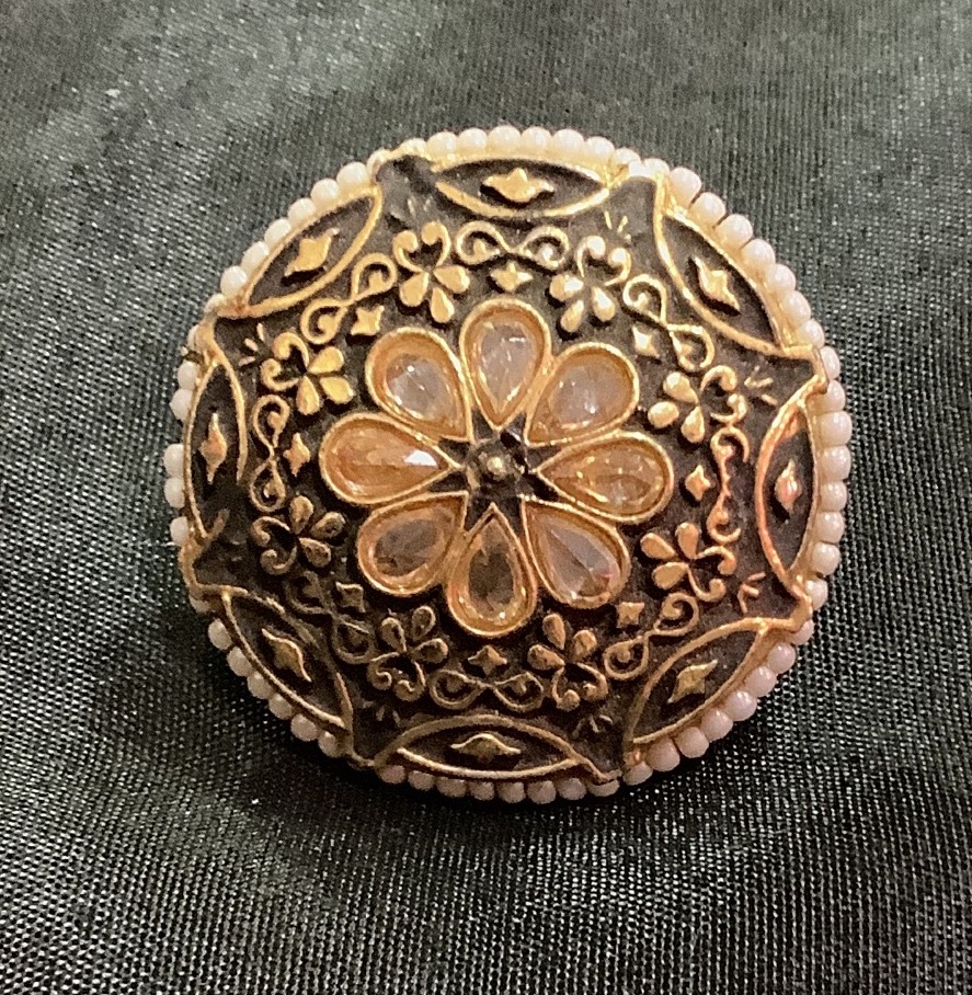 Golden and Black Round Finger Ring