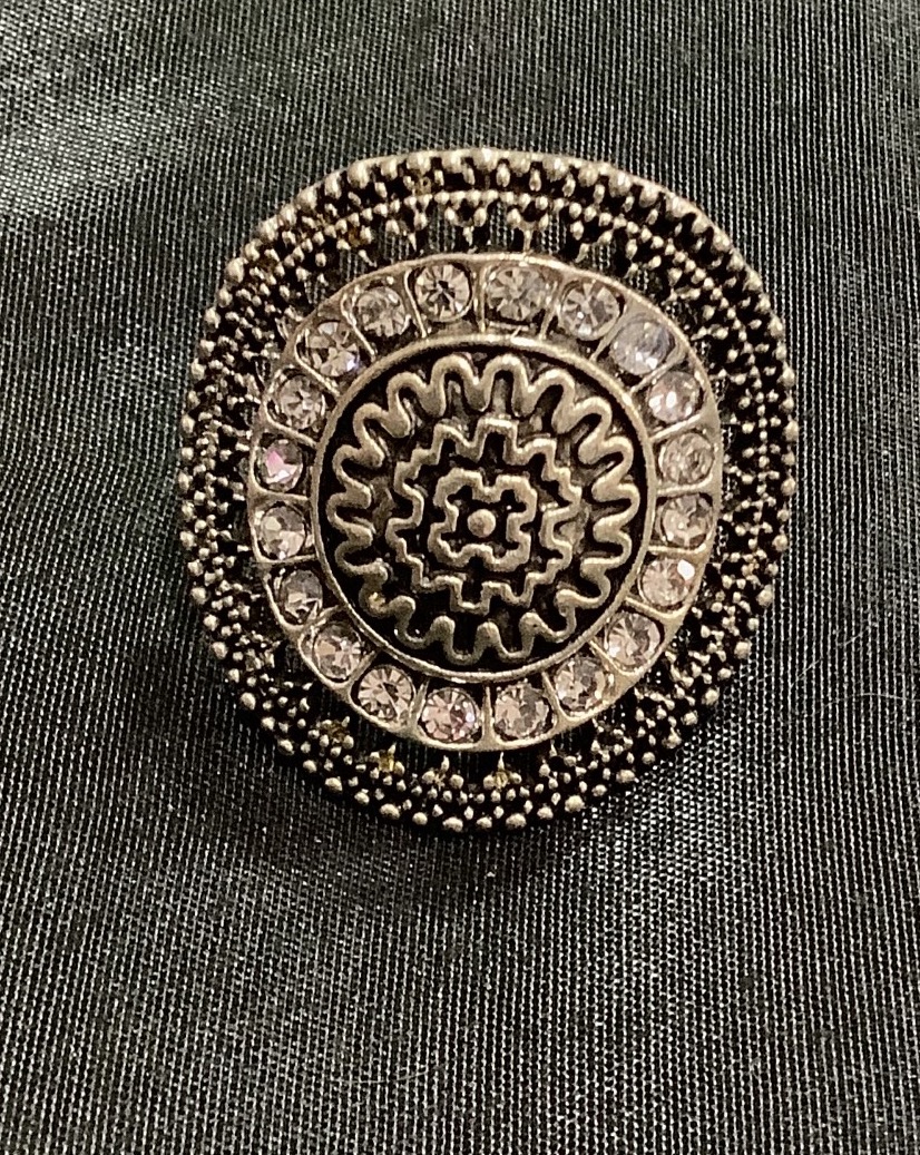 Black &Golden Round Moti Fingerrring 