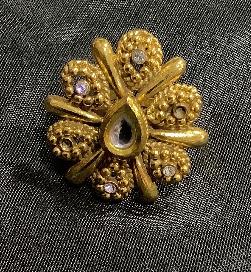Golden single kundan handring