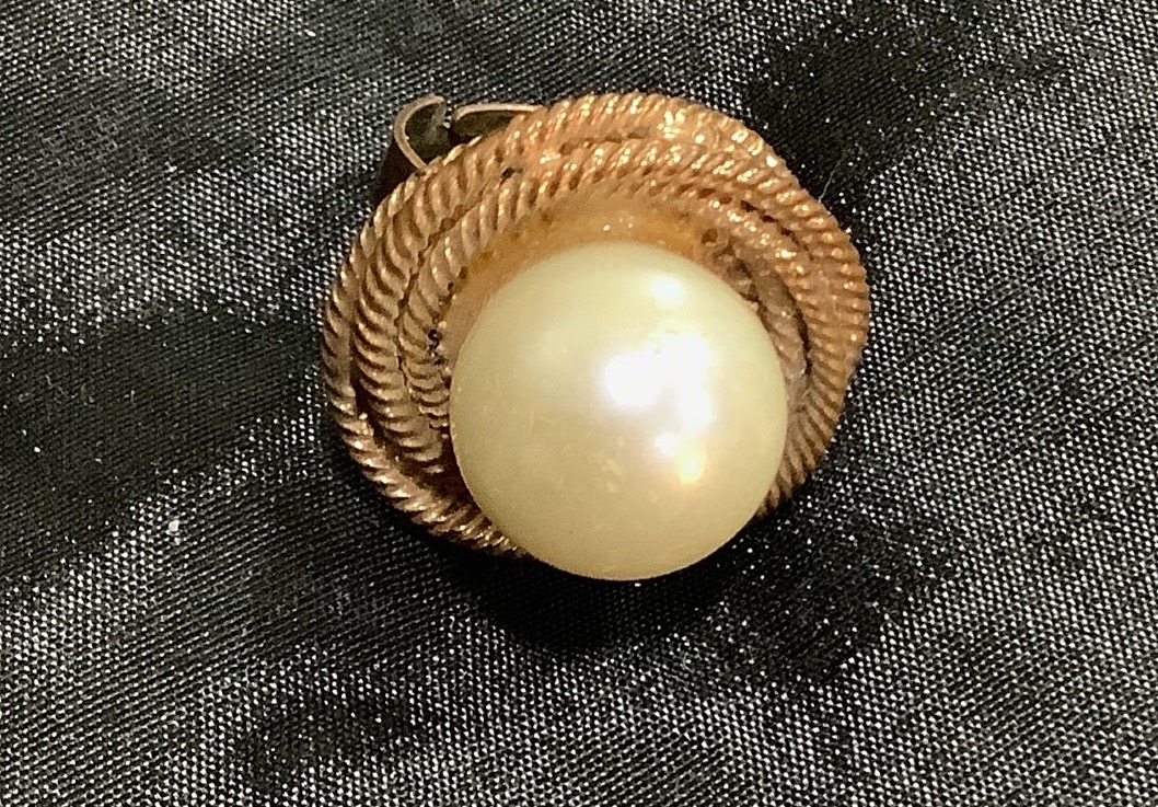 White Moty Handring
