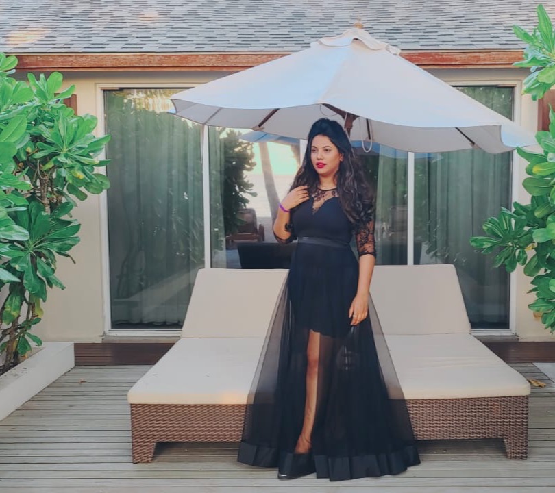 black net skirt 
