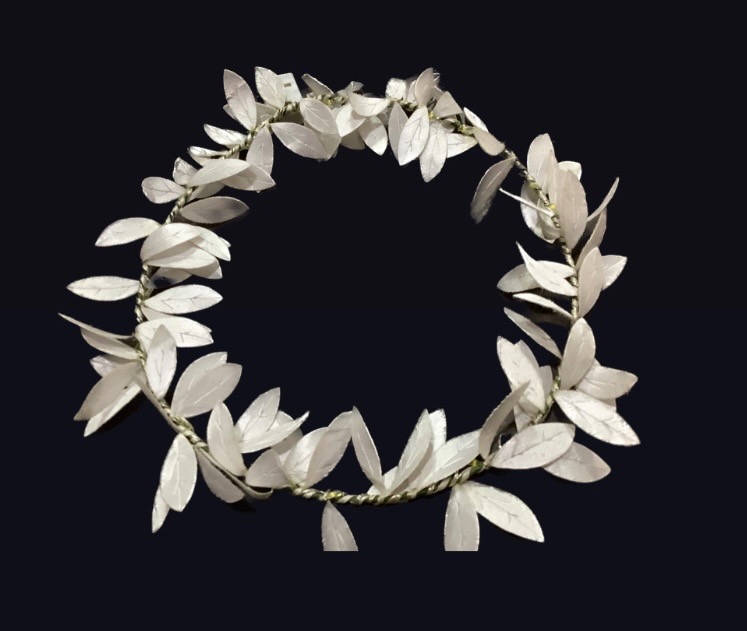 white tiara 