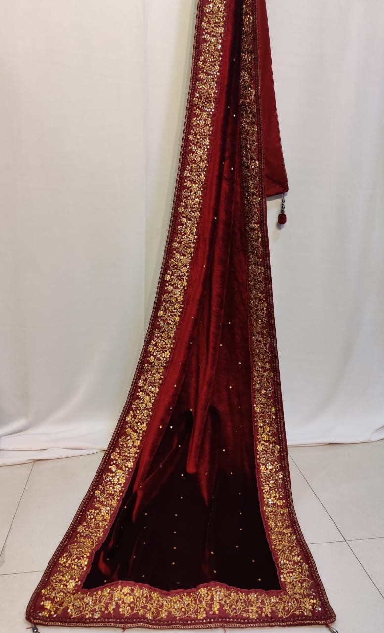 Maroon shela 