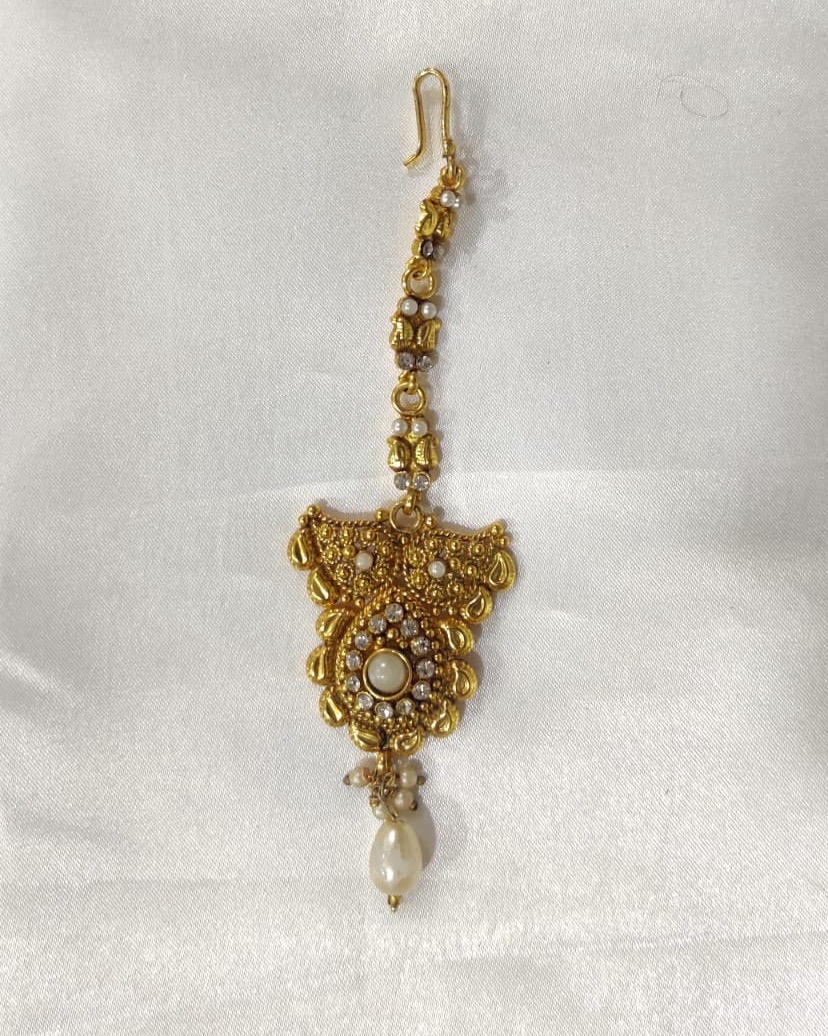 Golden Bindi 