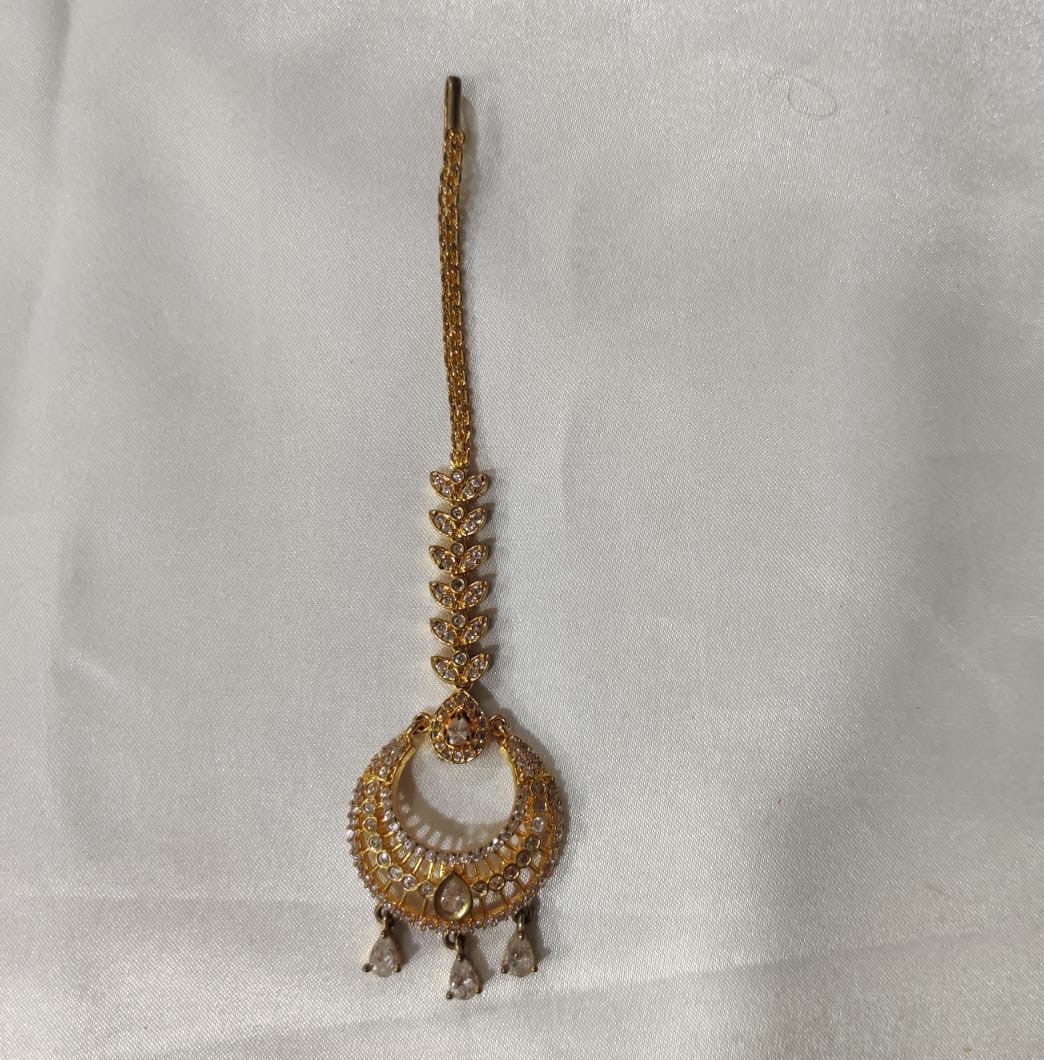 Golden leaf chain Bindi 