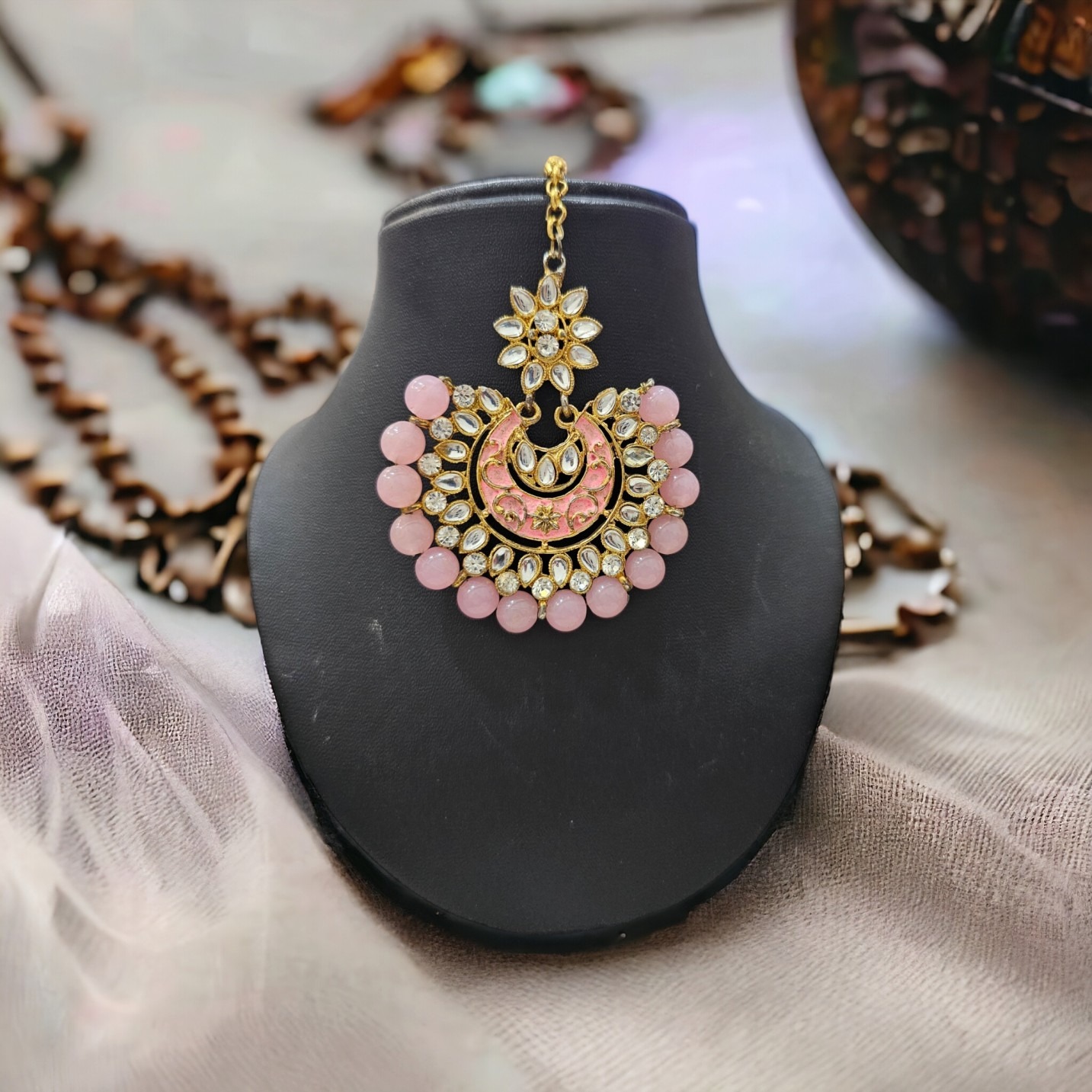 Pink kundan bindi 