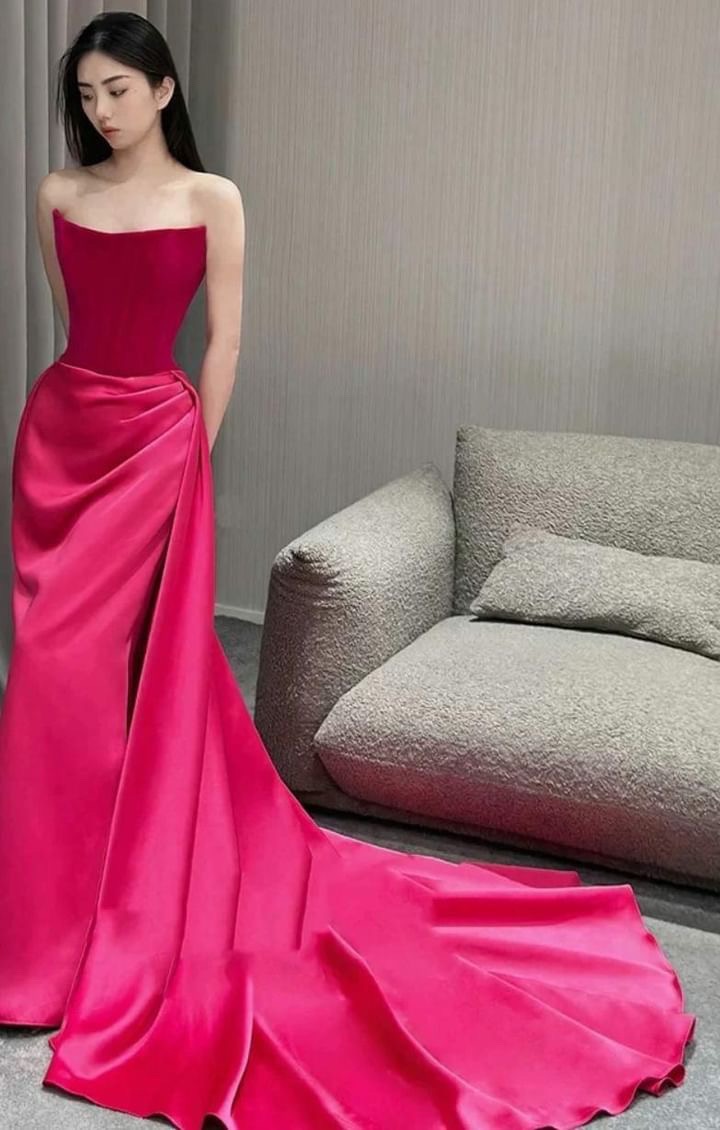 Pink satin bodycon with trail