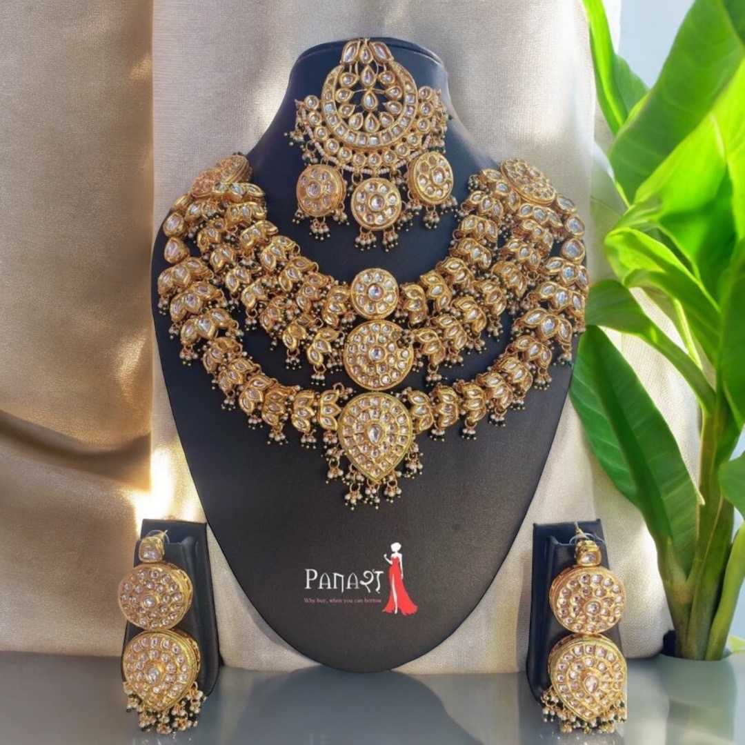 New golden Kundan set