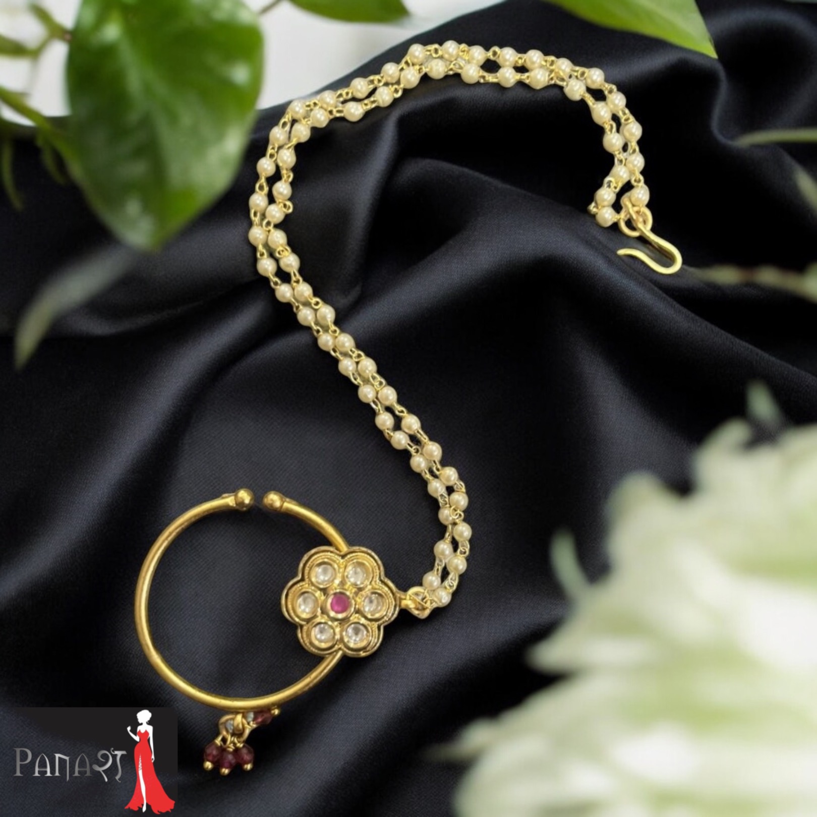 Kundan nose ring