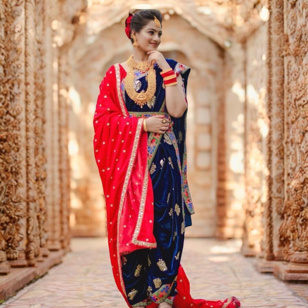  Blue Velvet Nauvari Saree