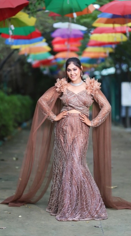Golden fishcut lehnga