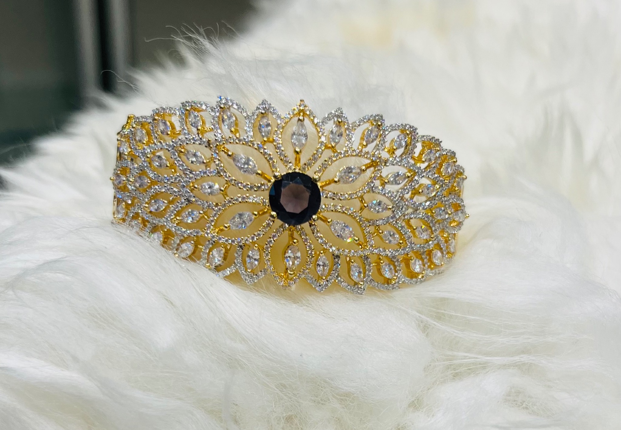 Ad Bracelet 