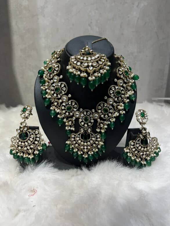 Green kundan set 