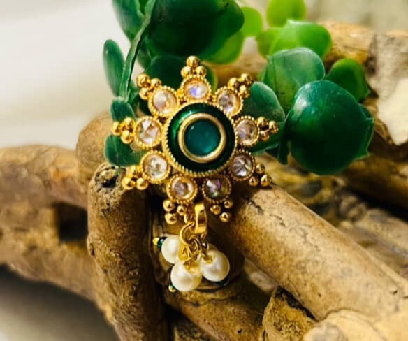 AD Green flower nose ring 