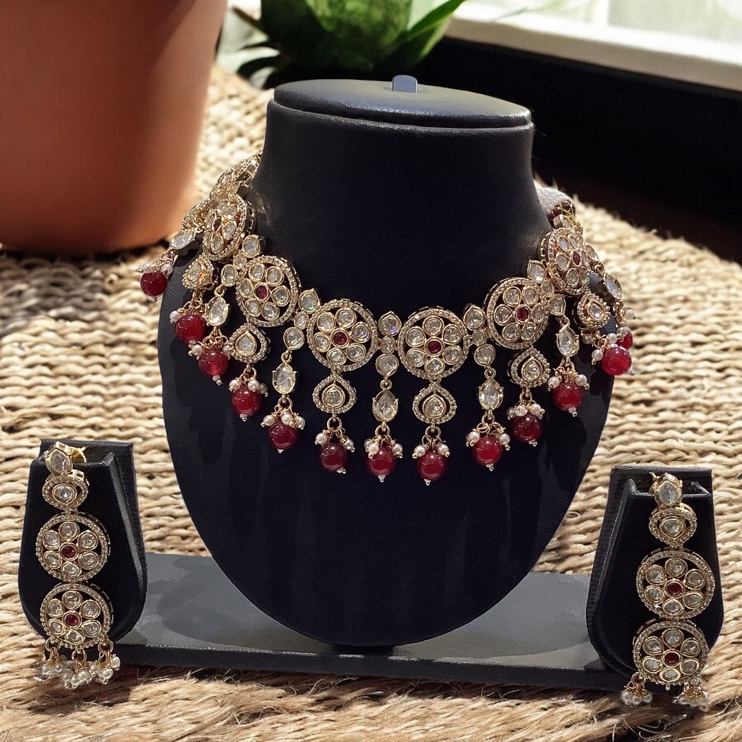 Red Pachi Kundan chokker 