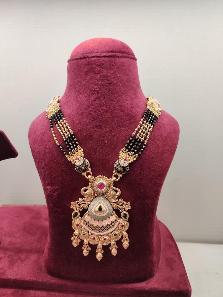 Rajwadi mangalsutra 