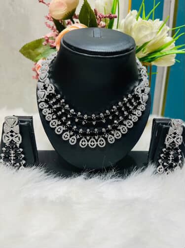 Black Ad set