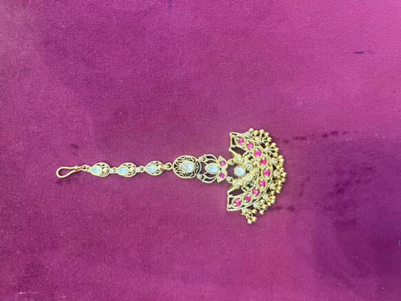 Heritage bindi 