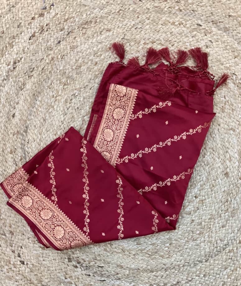 Maroon shela 