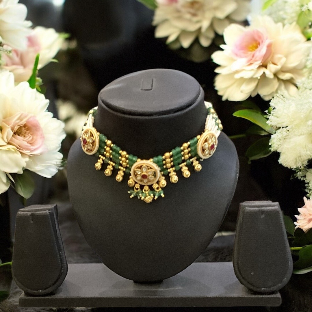 Green Moti Choker