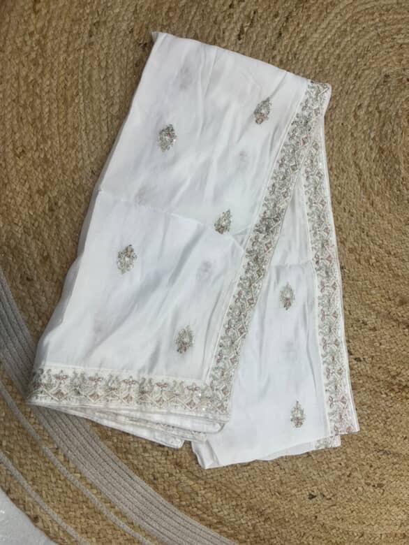 White shela 
