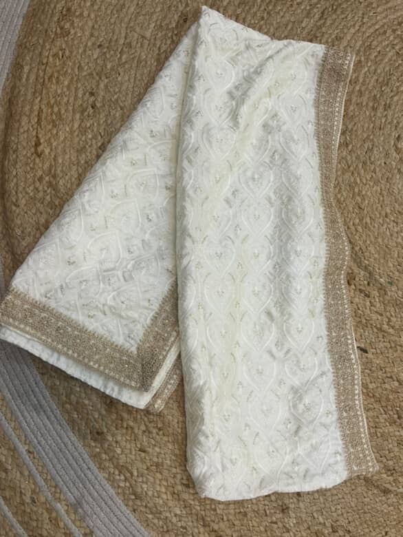 White shela 