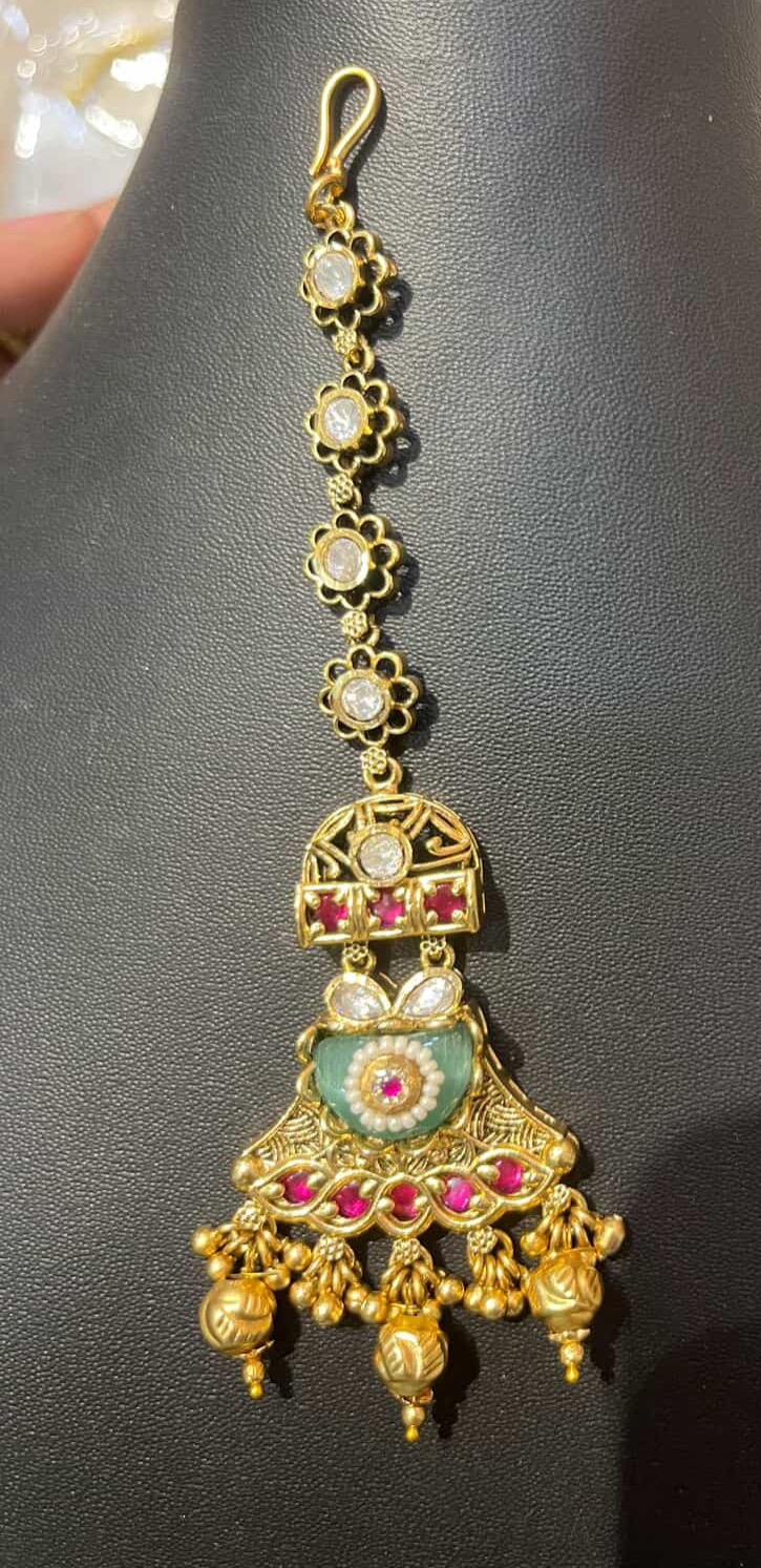 Heritage bindi 
