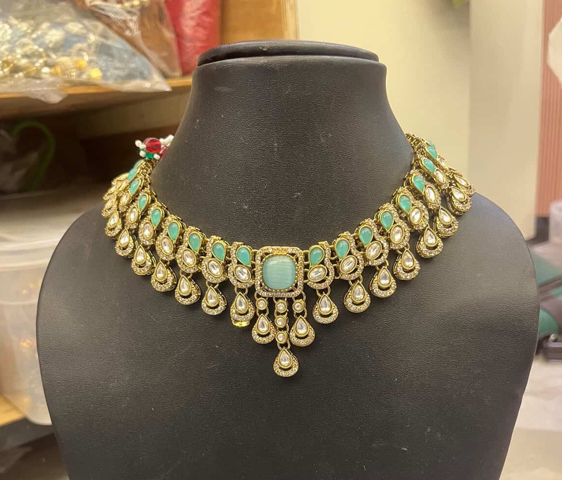 Mint green Kundan set 