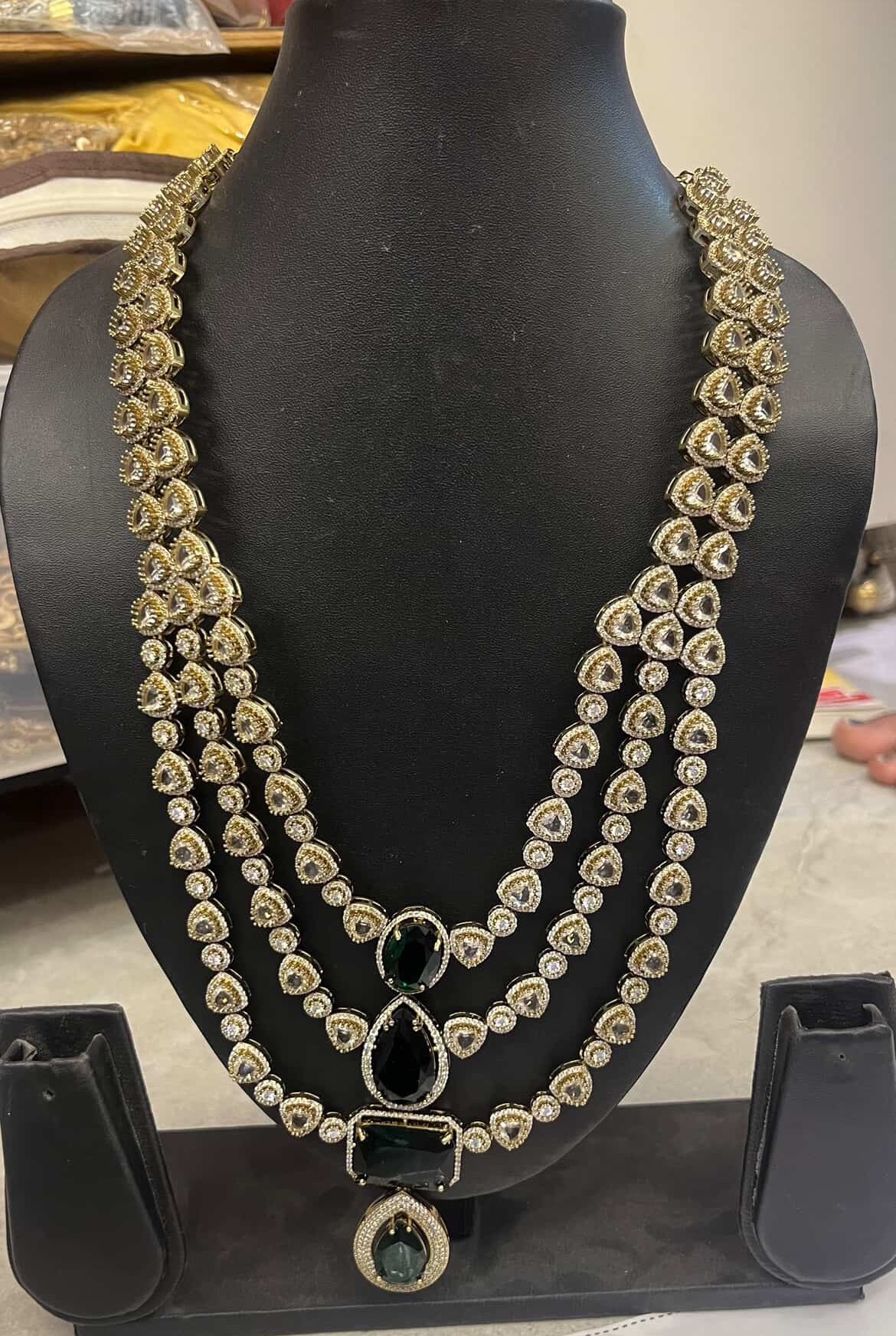 Green Kundan set 