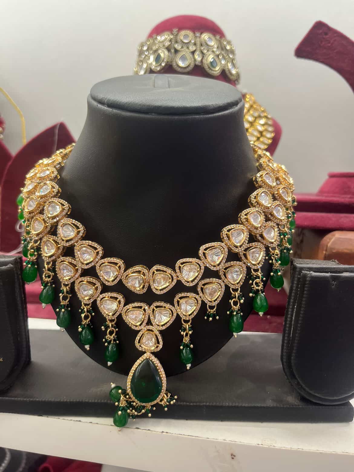 Green Kundan set