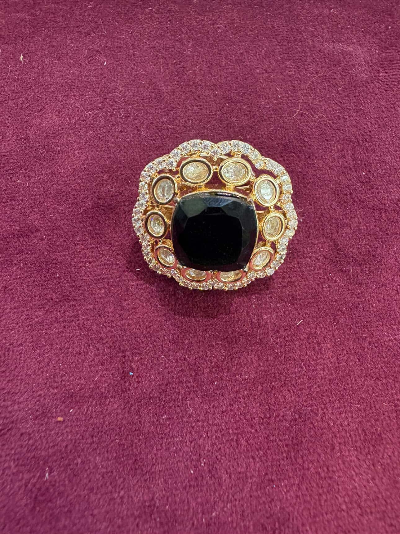 Gree Kundan Handring 