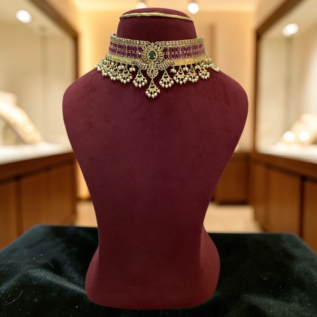 Red kundan set