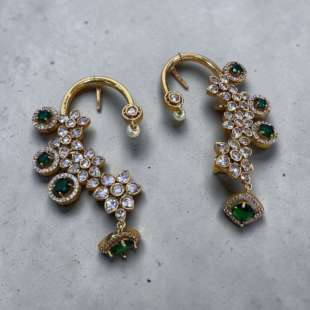 Green kundan karnfull 