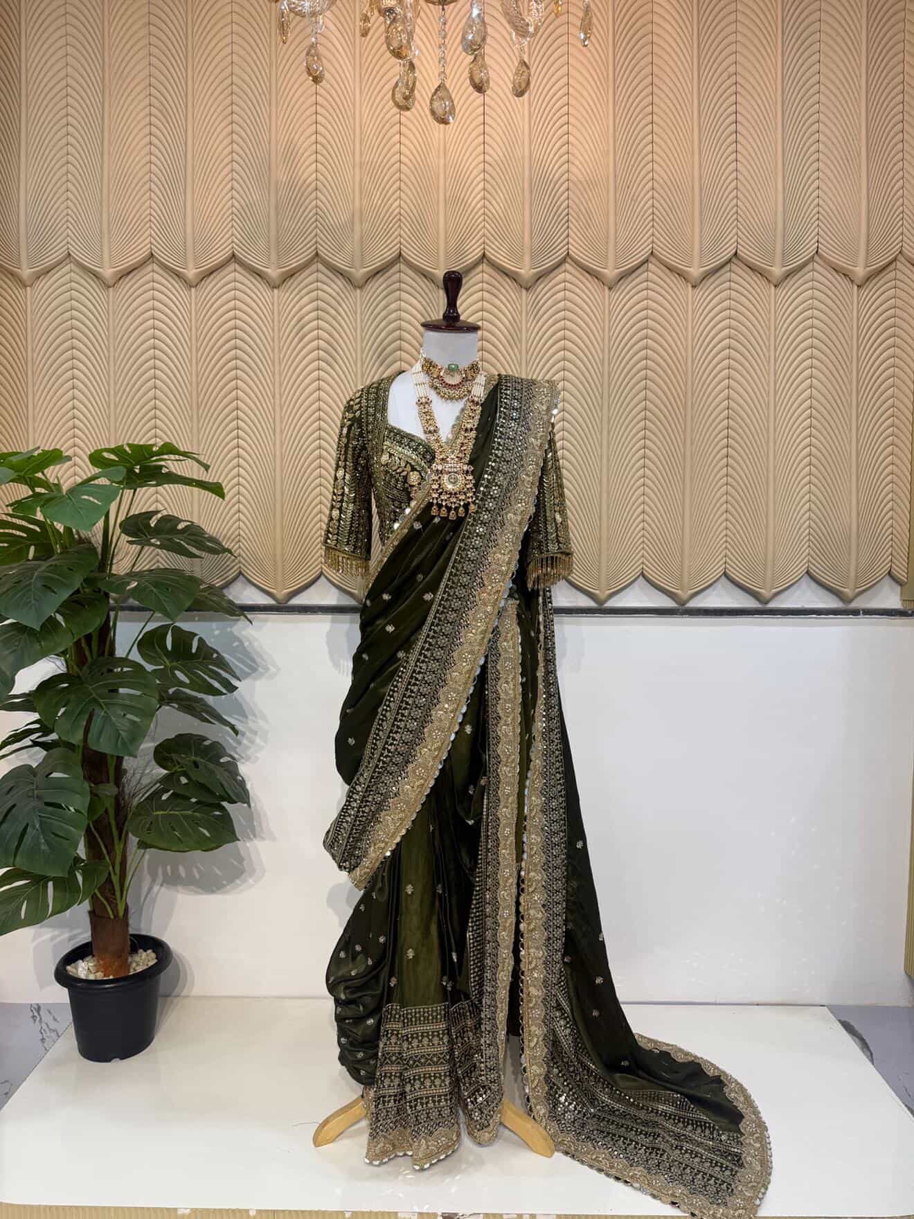 Mehandi green navari