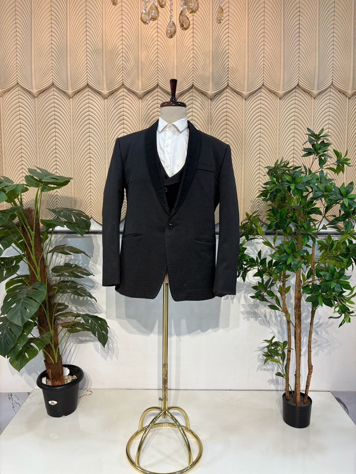 Black tuxedo (44)