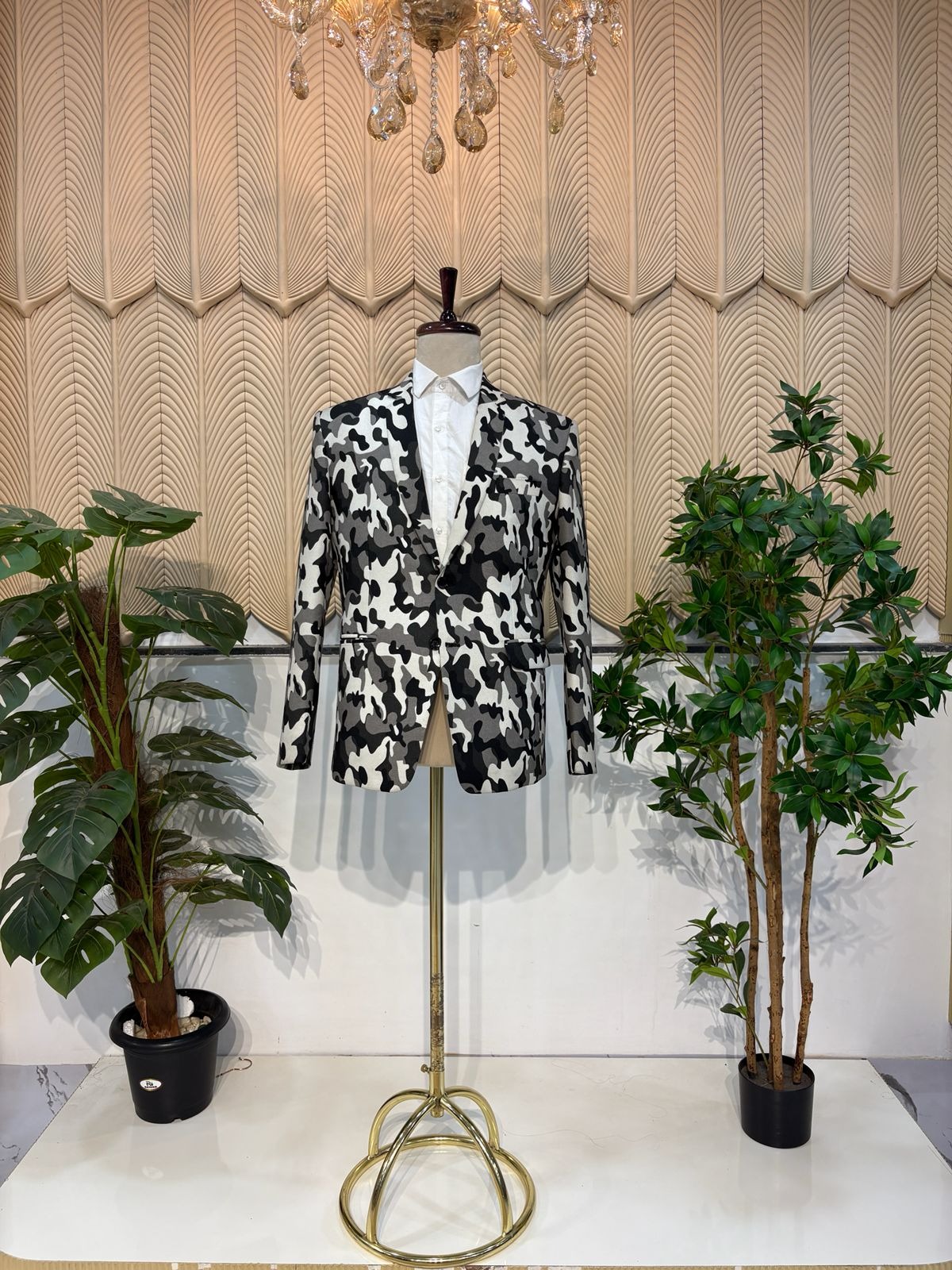 Miltry Print Blazer 40