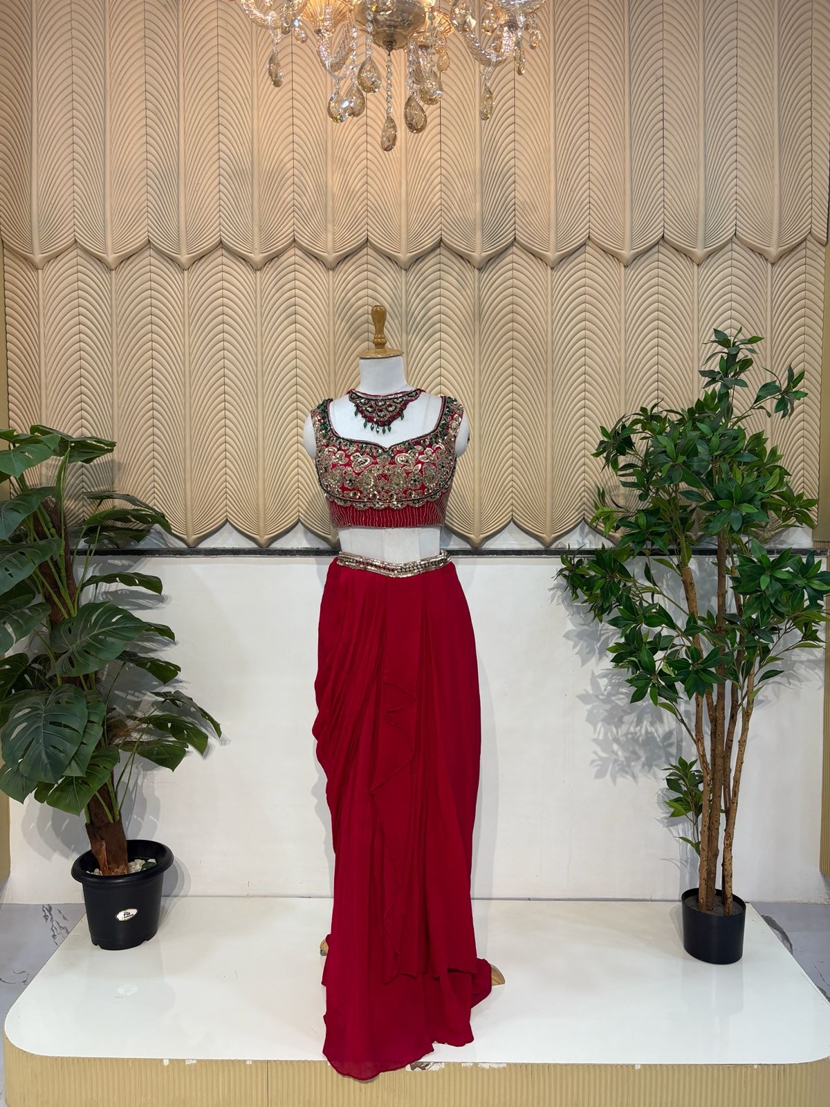 Red indowestern 