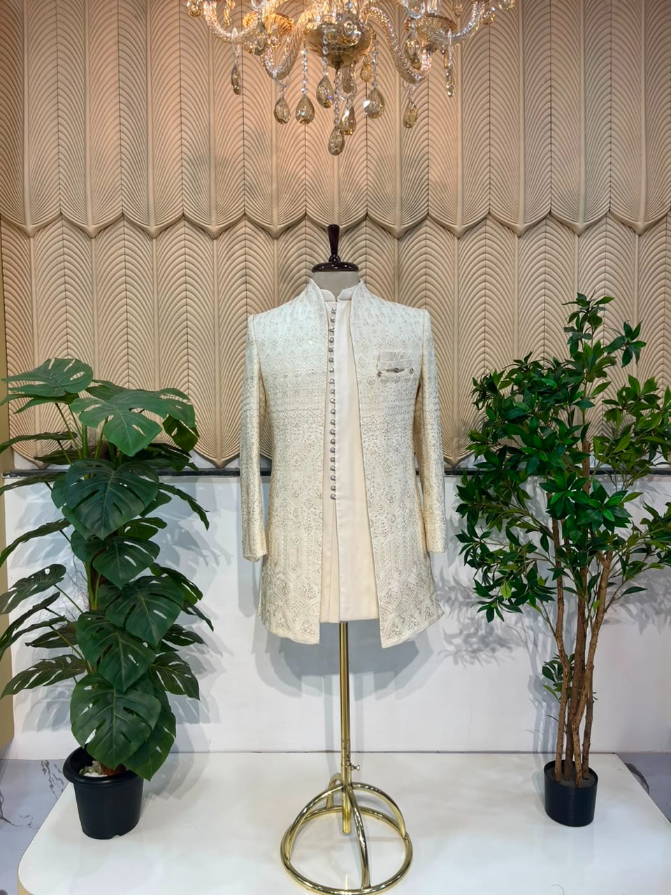  white jacket sherwani 40