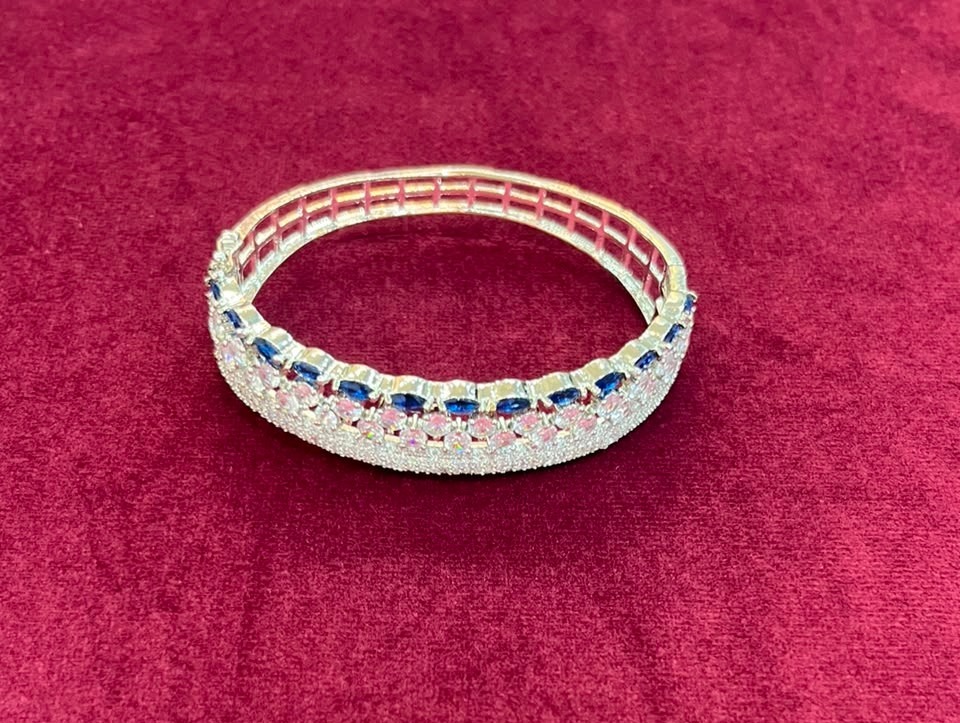 Blue Ad Bracelate 