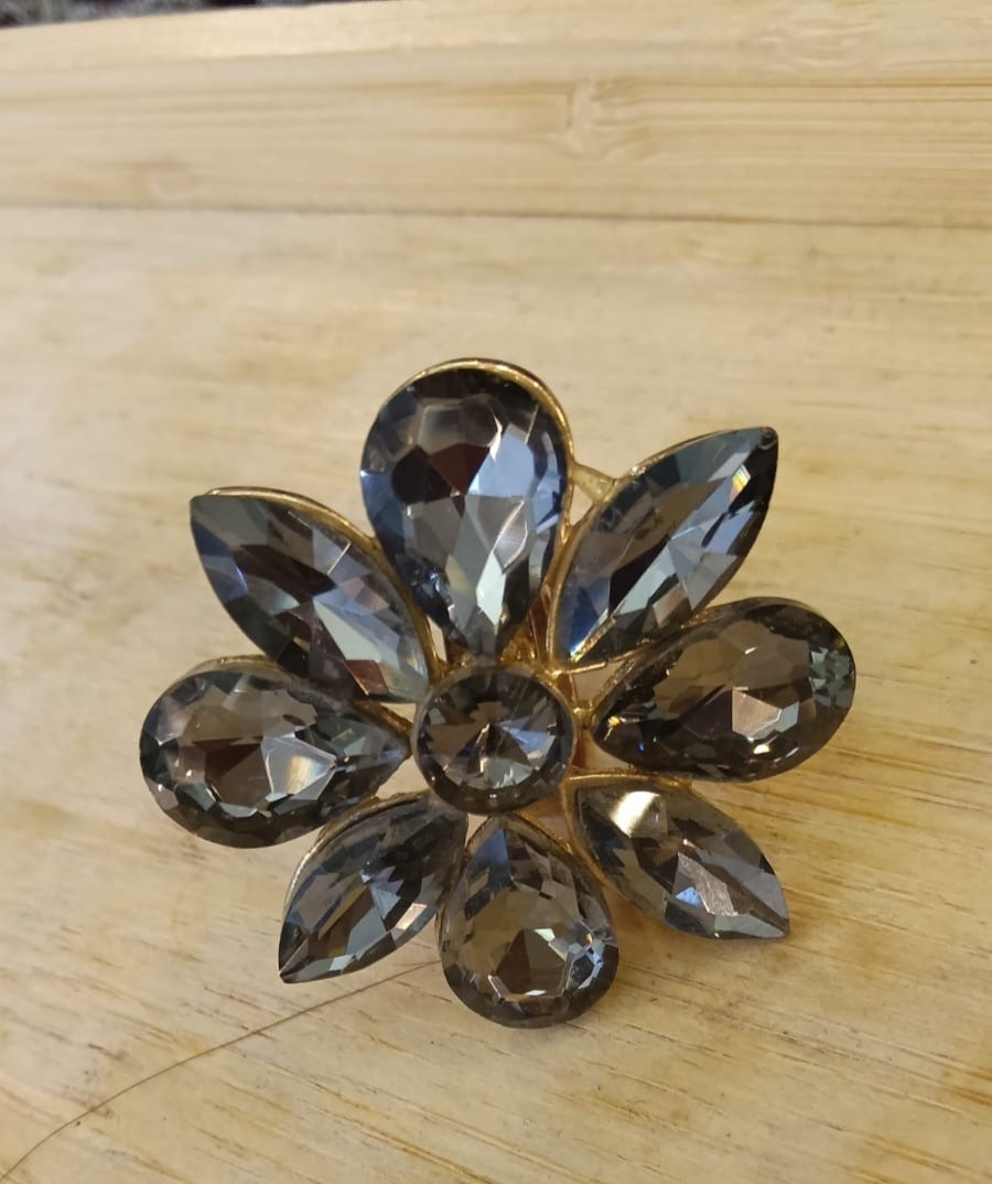 Grey stone handring