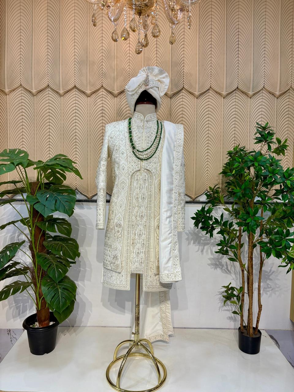 White layer sherwani 38
