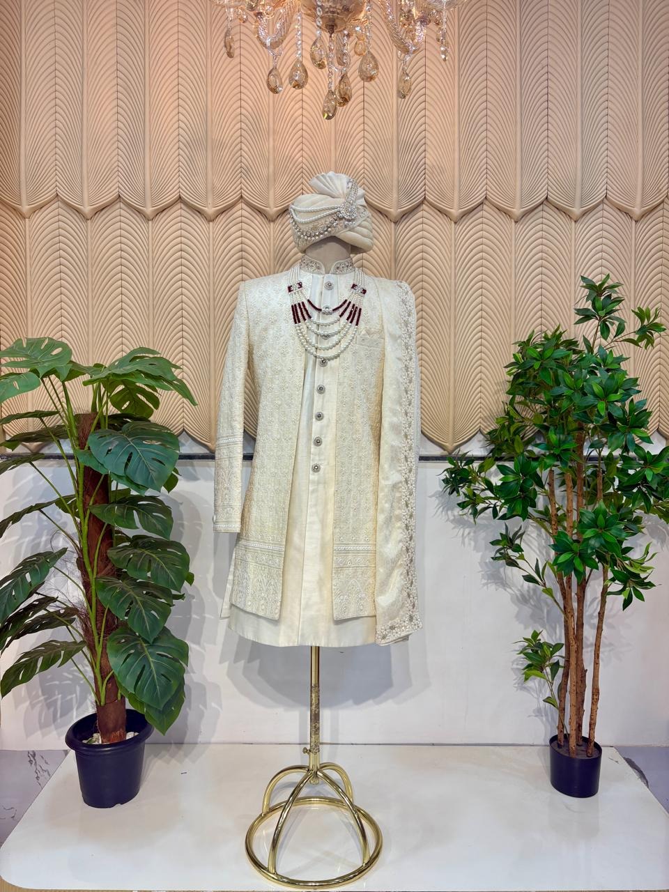 White Jacket Sherwani 40
