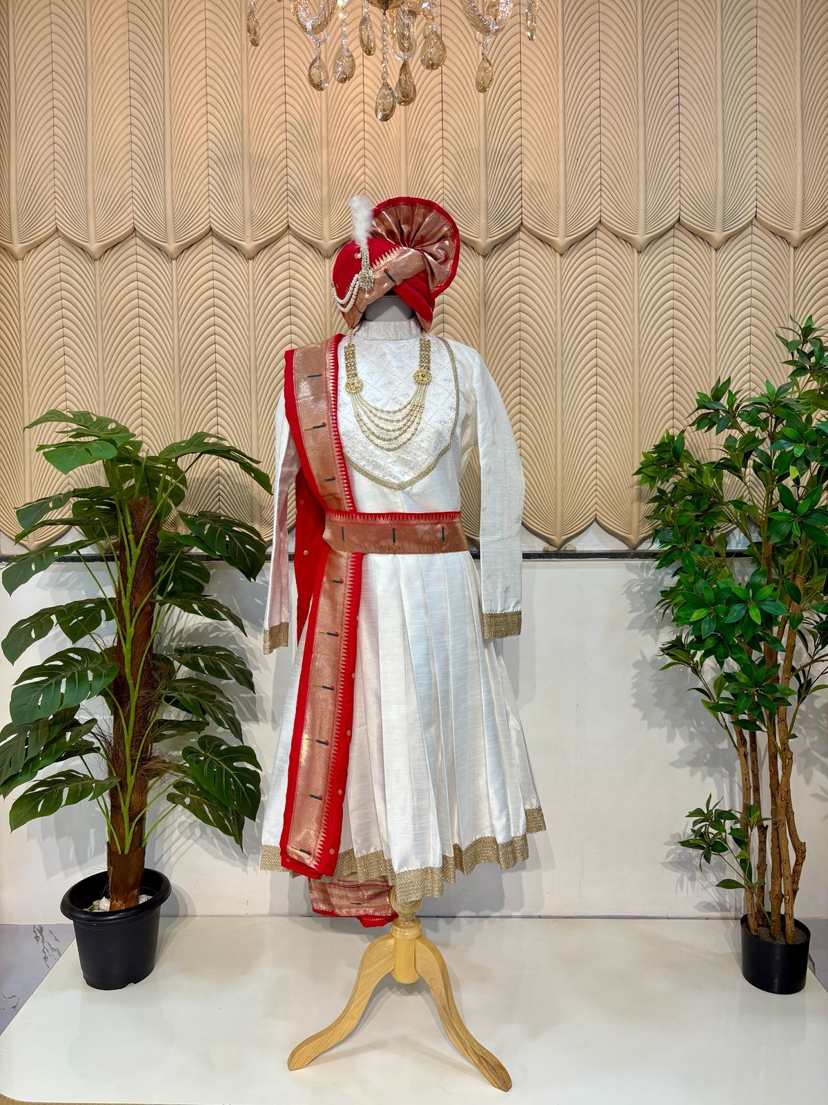 White maharaja 42