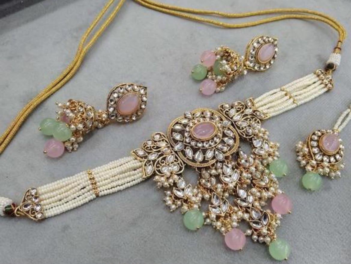 Multi colour Kundan Choker